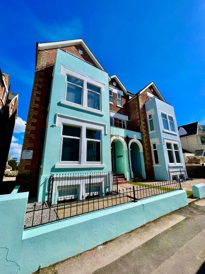 Appartamento Sea Breeze - Pebbles Bournemouth Esterno foto