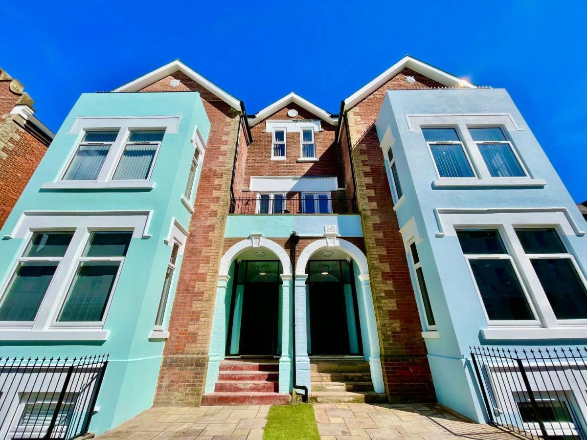 Appartamento Sea Breeze - Pebbles Bournemouth Esterno foto