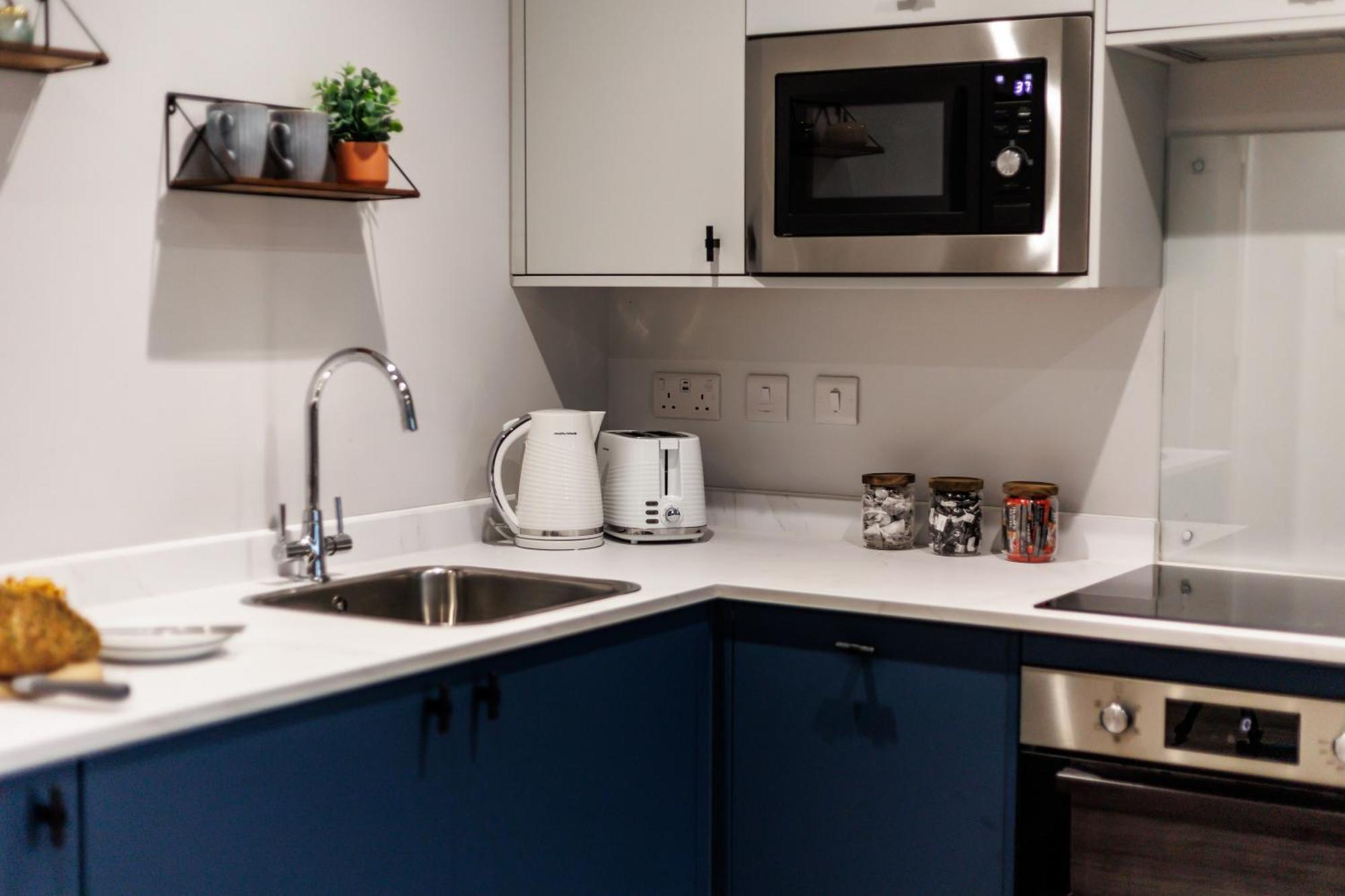 Appartamento Sea Breeze - Pebbles Bournemouth Esterno foto